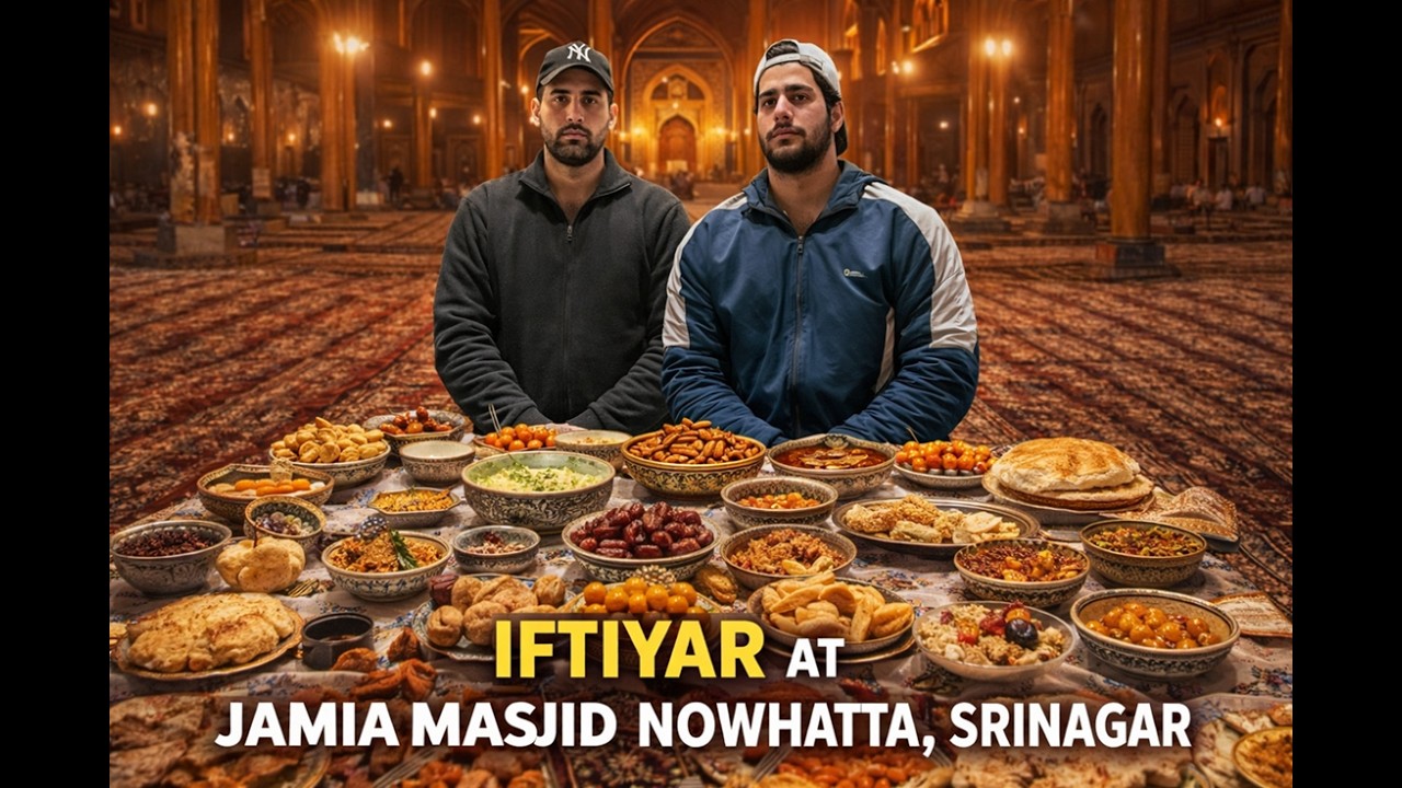Ramadan Special - Iftiyar in Biggest Mosque Of Kashmir. Jama Masjid of Srinagar. 
