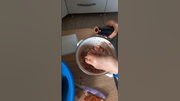 الاية 31 من سورة الاعراف (يابني أدم خذوا زينتكم  عند كل مسجد وكلوا واشربوا (الاية)