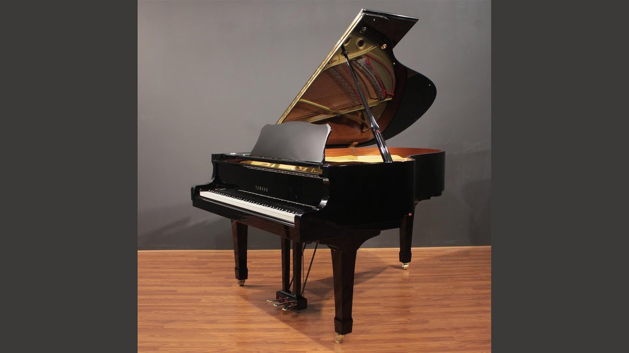 Yamaha C3 6'1'' Grand Piano