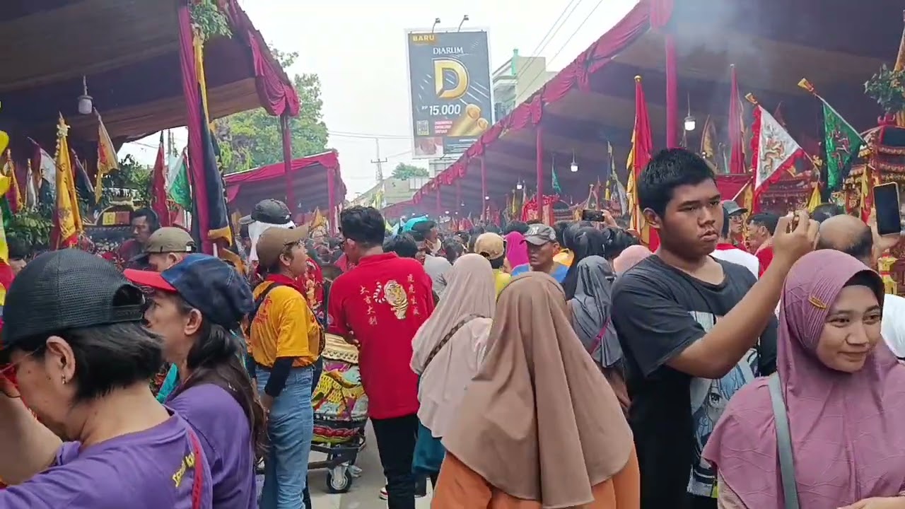 KEMERIAHAN KIRAB BUDAYA, DALAM ACARA  SEJIT KONGCO LIEM THAY SOE. HOK IE KIONG SLAWI 