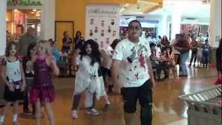 Westfield Flash Mob Thriller