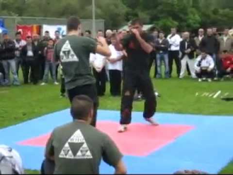 Avci Wing Tsun Kassel - Sifu Murat Efendi - Vorführung Wing Tsun + Diverse Waffen