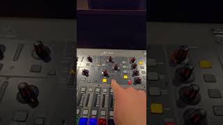 X32 Eq in 1 Minute || X32 Tech