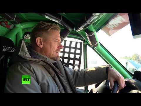 Peter Schmeichel test-drives Russian cars in World Cup 2018 host city (Promo)