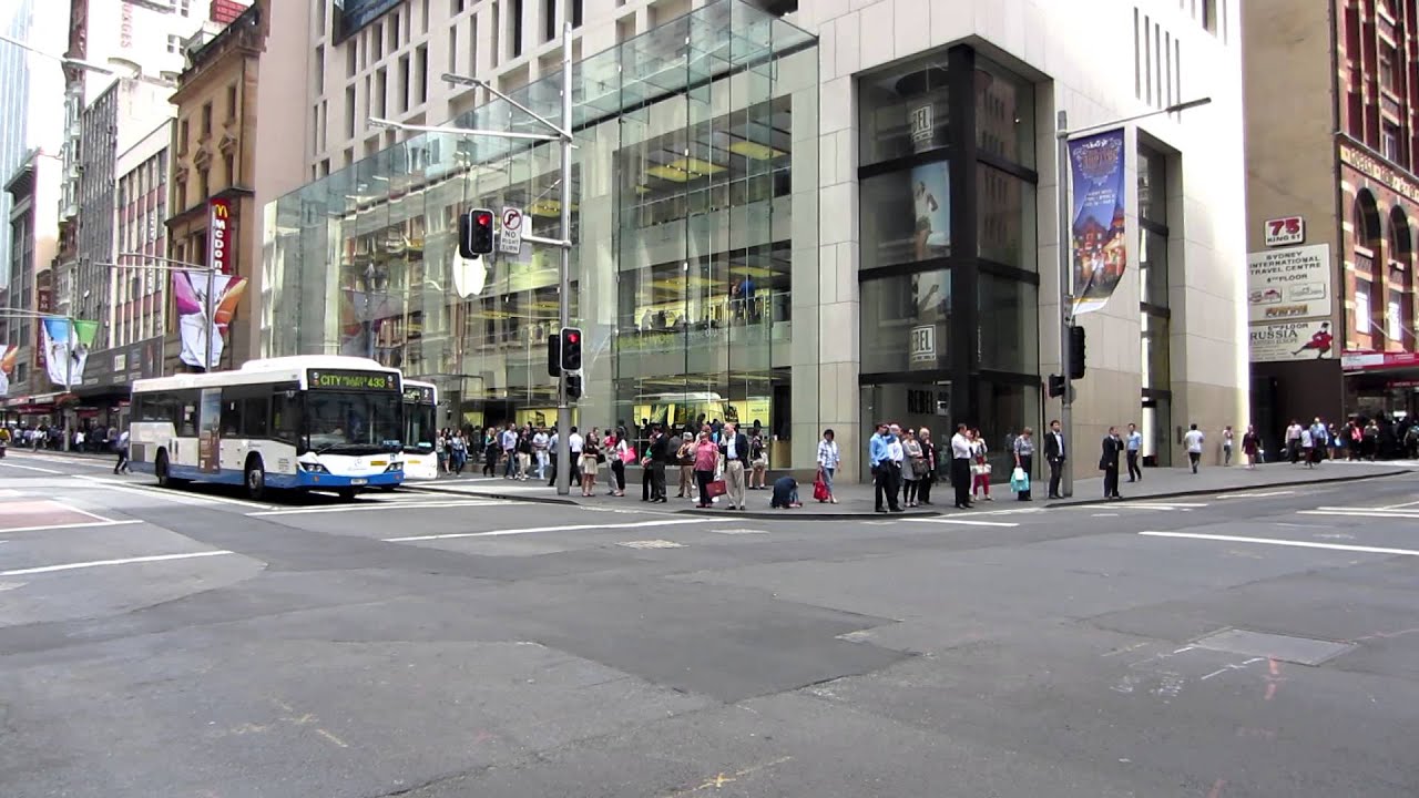 Canon IXUS 240HS: Apple Store, corner George and King Sts, Sydney