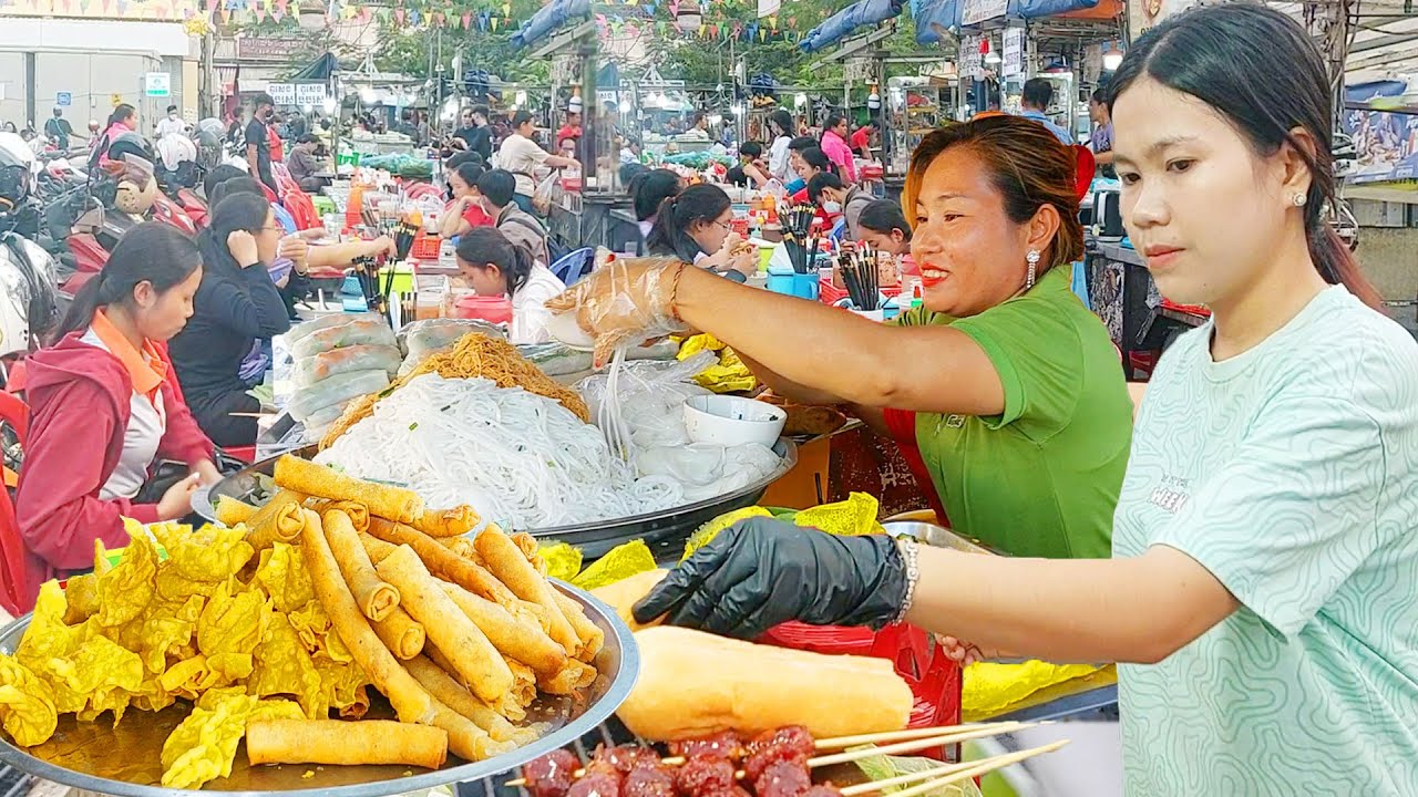 Egg Cake, Waffles, Fried Short Noodles, Spring Rolls, Meatballs, & More ...