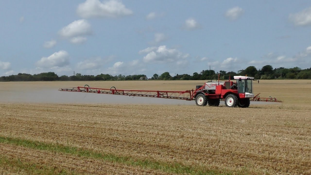 Bateman RB55 Self-Propelled Spraying