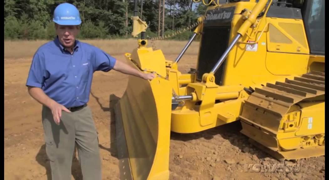 Komatsu D65WX-17 Dozer - YouTube