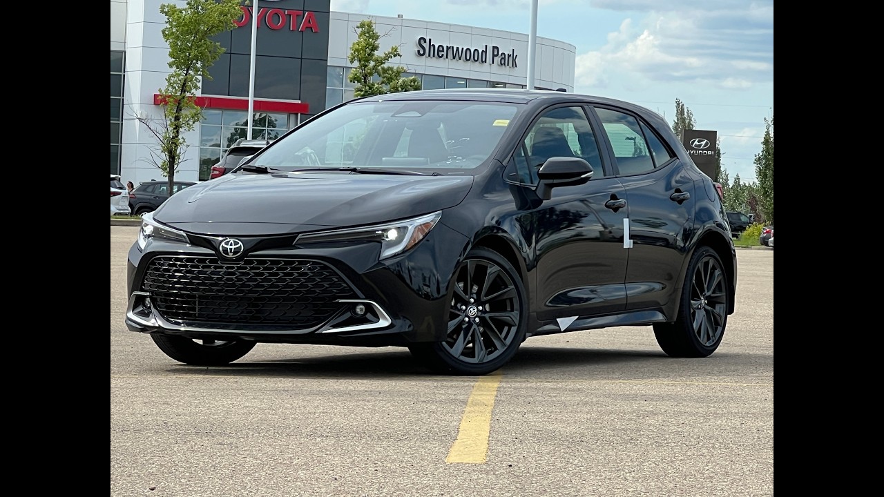 2026 Toyota Corolla Hatchback XSE | Sherwood Park Toyota