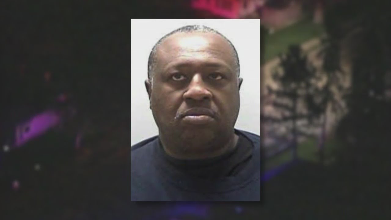 Bloomington Manhunt Ends With Homicide Suspect Arrested - YouTube