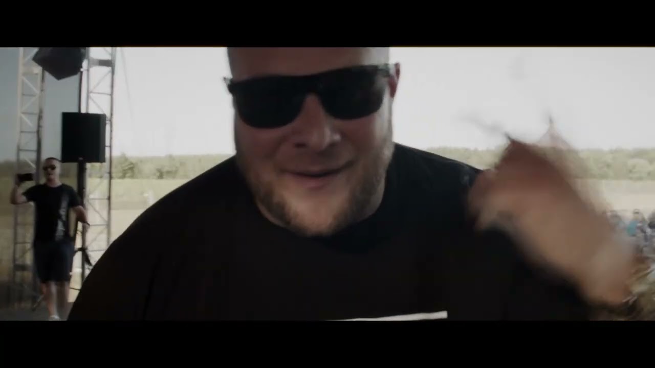 Wieszak ZdR feat. Ejkej, Areczek PRG - Pośród ulicy i dźwięków prod. Tytuz