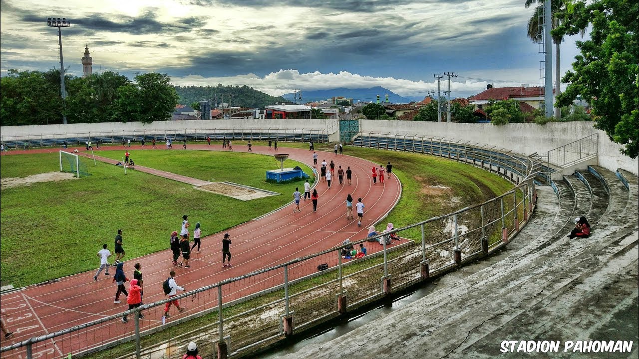 Stadion Pahoman, Jogging Pagi dan Tempat Sarapan di Bandar Lampung