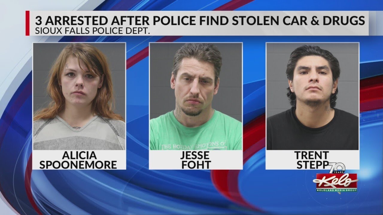 Three arrested after police find stolen car and drugs - YouTube