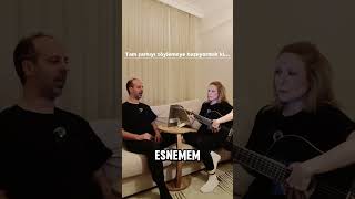 POV: Ciddi video çekmeye çalışan evli çift #youtubeshorts  #kahkaha #kameraarkasi #karikoca #fyp
