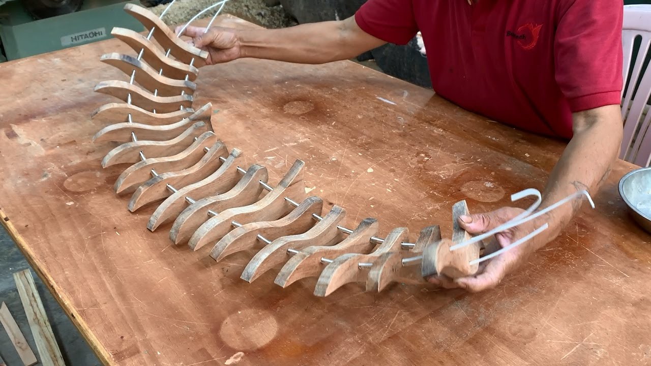 Coolest Old Wood Reuse Craft Ideas // How To Make A Beautiful Wooden Flower Basket