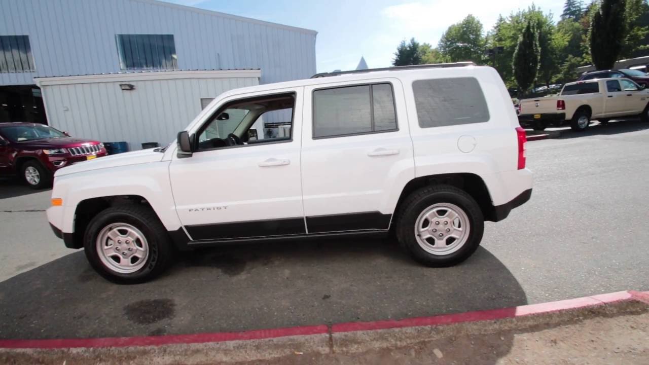 2016 Jeep Patriot Sport | Bright White Clearcoat | GD812936 | Redmond | Seattle |