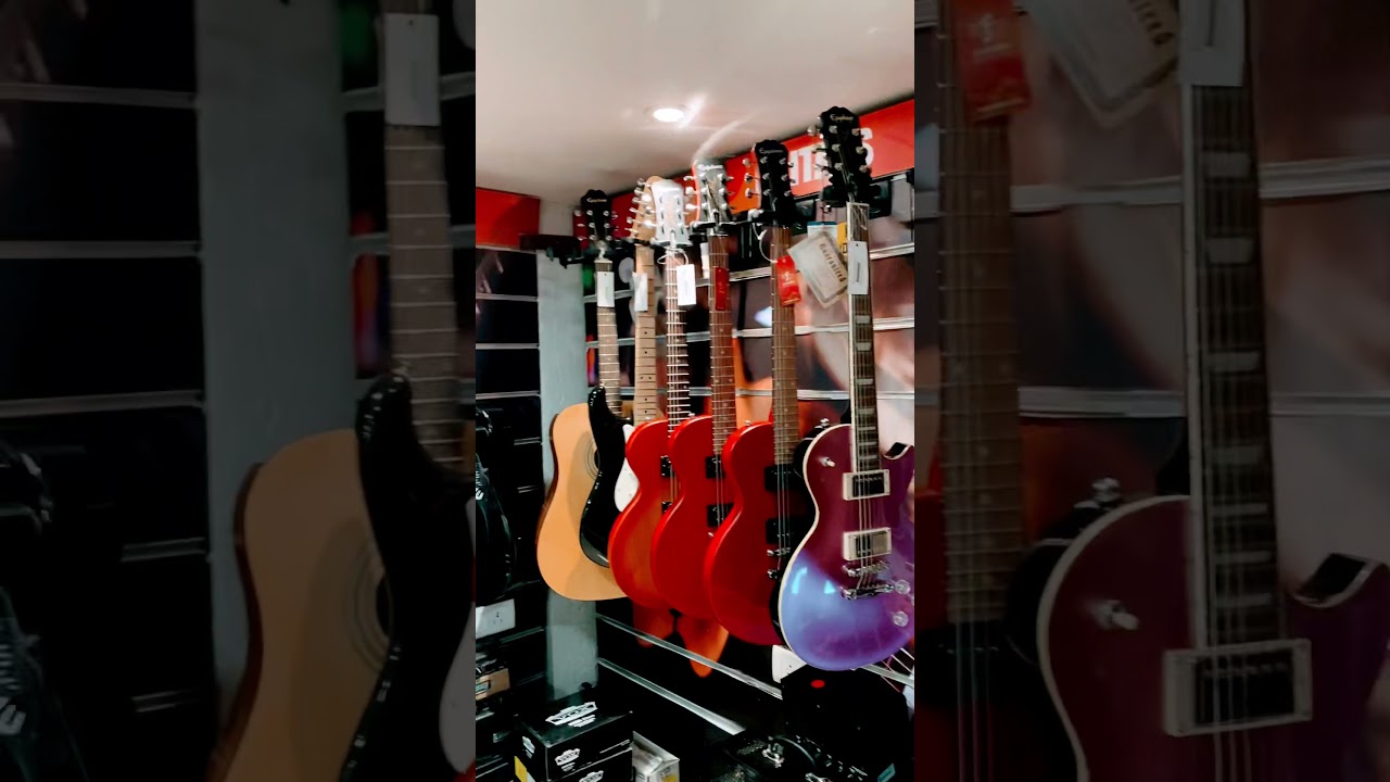 Guitar Center @ Furtados 