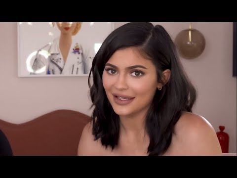 Video: Kylie Jenner -hahmo Synnytyksen Jälkeen