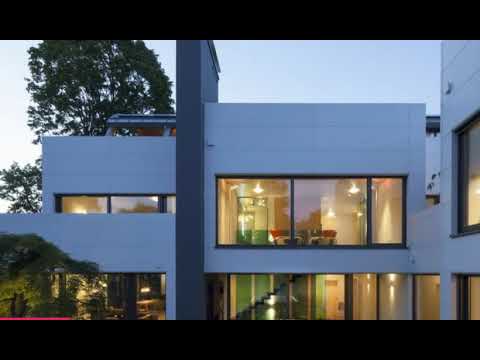 فيديو: Bauhaus Style Residence Enclosing a Delightful Garden: Villa Wiese in Berlin