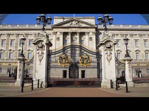 Букингемский дворец в Лондоне (Buckingham Palace) является  резиденцией британских монархов