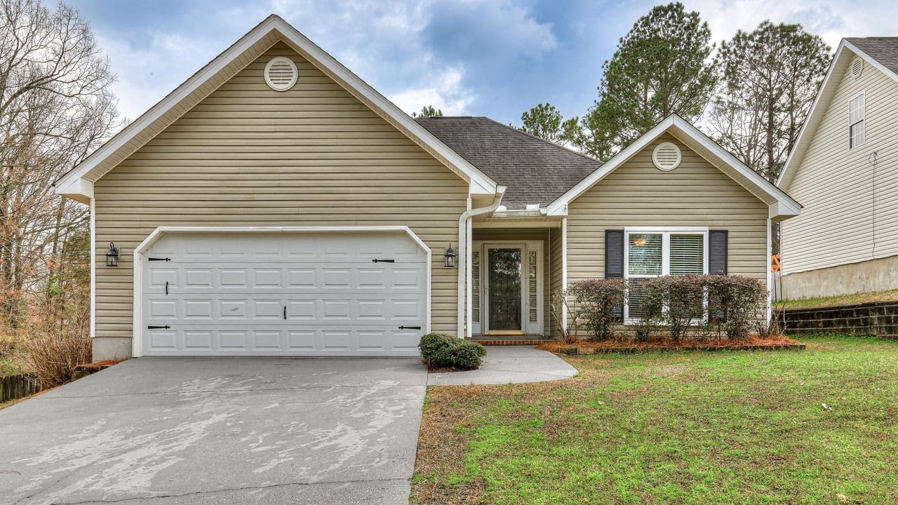 1971 Shoreline Dr, Grovetown, GA