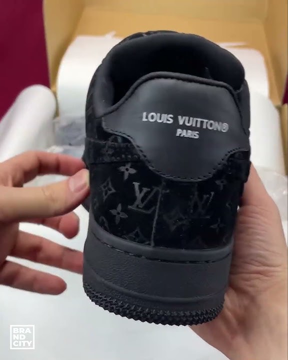 WOULD YOU PAY $352,000? NIKE x LOUIS VUITTON MOST EXPENSIVE AIR FORCE 1  MONOGRAM BROWN DAMIER AZUR 