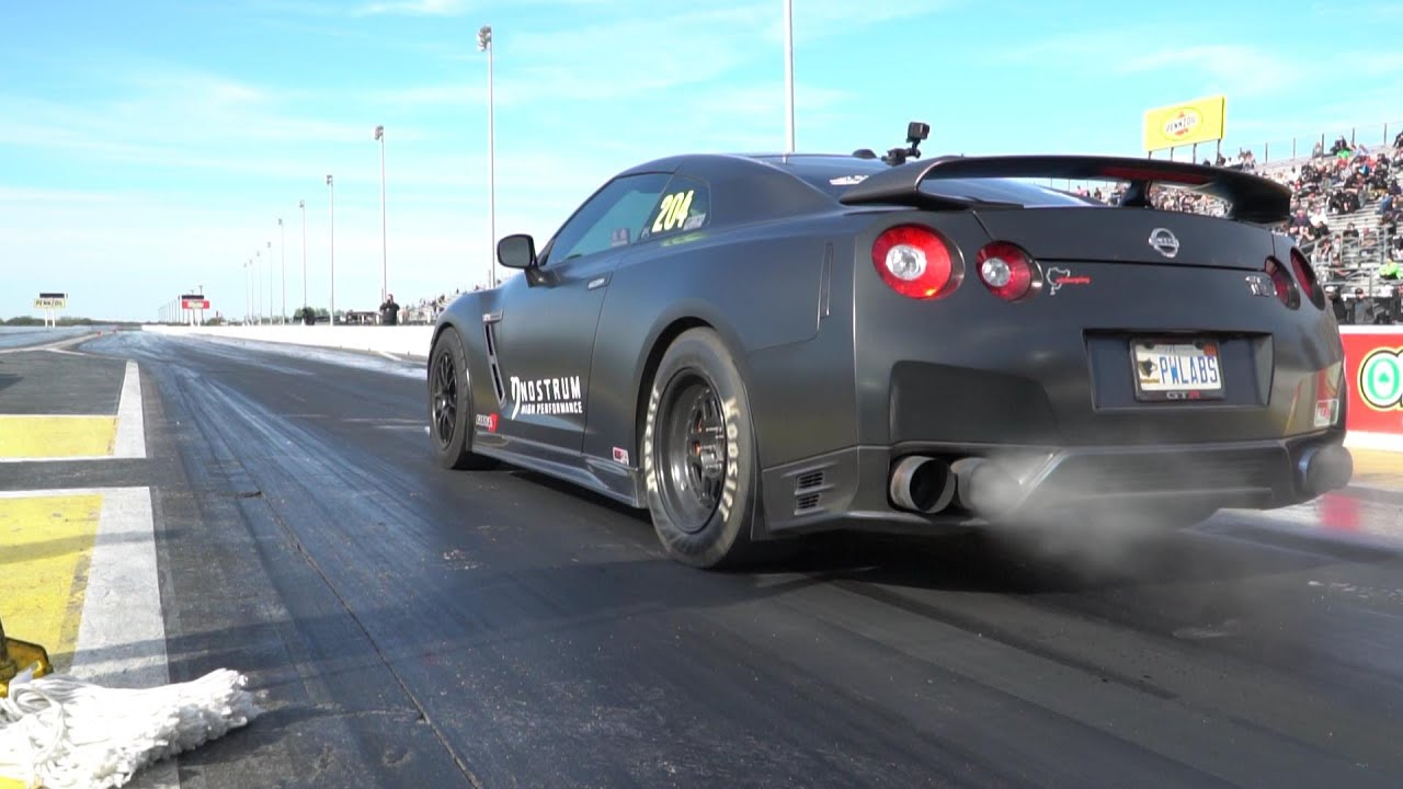 1100HP Water Injected GTR Sets Record at TX2K! YouTube