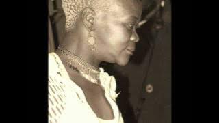 MALI - Brenda Fassie