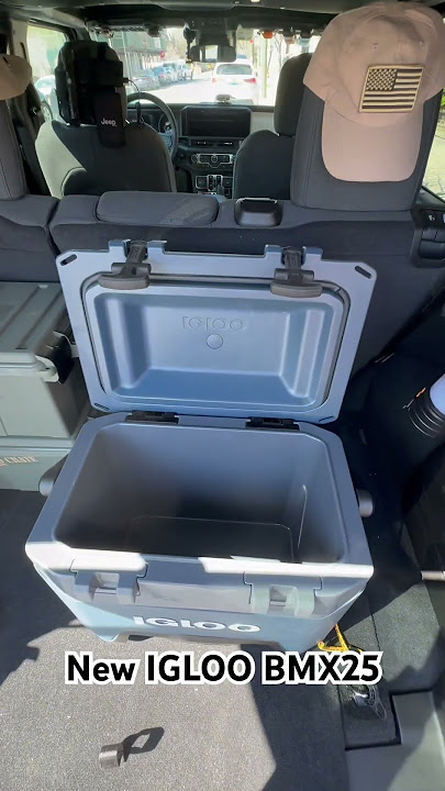 Just got the Igloo BMX 25 cooler, ready to take it on some adventures #igloo #hiking #jeep ￼