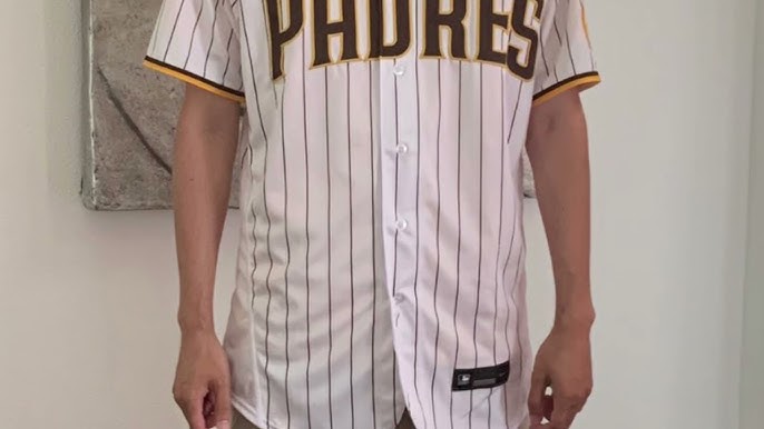 My prediction of the city connect uniforms solely based off of the leaked  socks. The Padres haven't given any other hints. So here's my stab at it. :  r/Padres