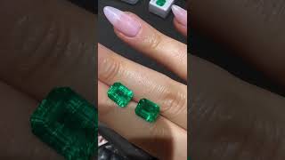 Emerald stud earrings… coming right up 👩🏻‍🍳