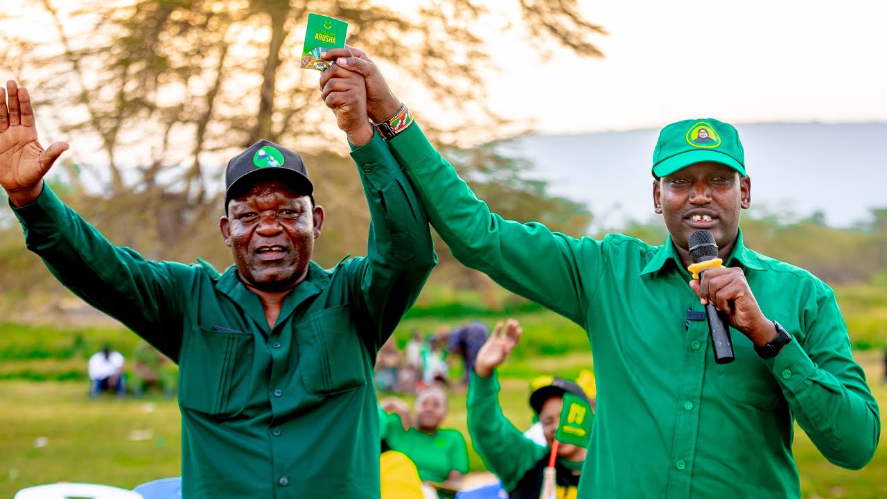 MWENYEKITI WA JUMUIYA YA WAZAZI WILAYA MONDULI KISIOK AZINDUA KAMPENI ZA UDIWANI KATA YA MTO WA MBU