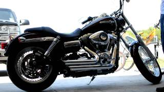 2011 Dyna SuperGlide Custom W/ Vance and Hines Exhaust