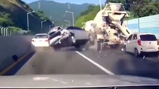 [CRASH] car crash ...Stupid driving in Iran #7