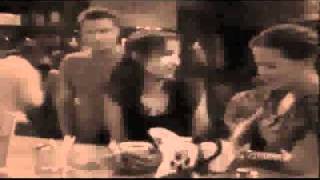 Y&R Lane: Lily Loves cane