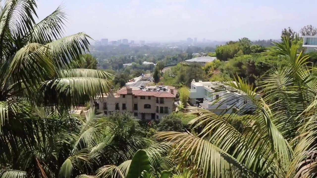 THE FAMOUS GOLDSTEIN SHEETS ESTATE IN BEVERLY HILLS !!  (Designed by John Lautner)