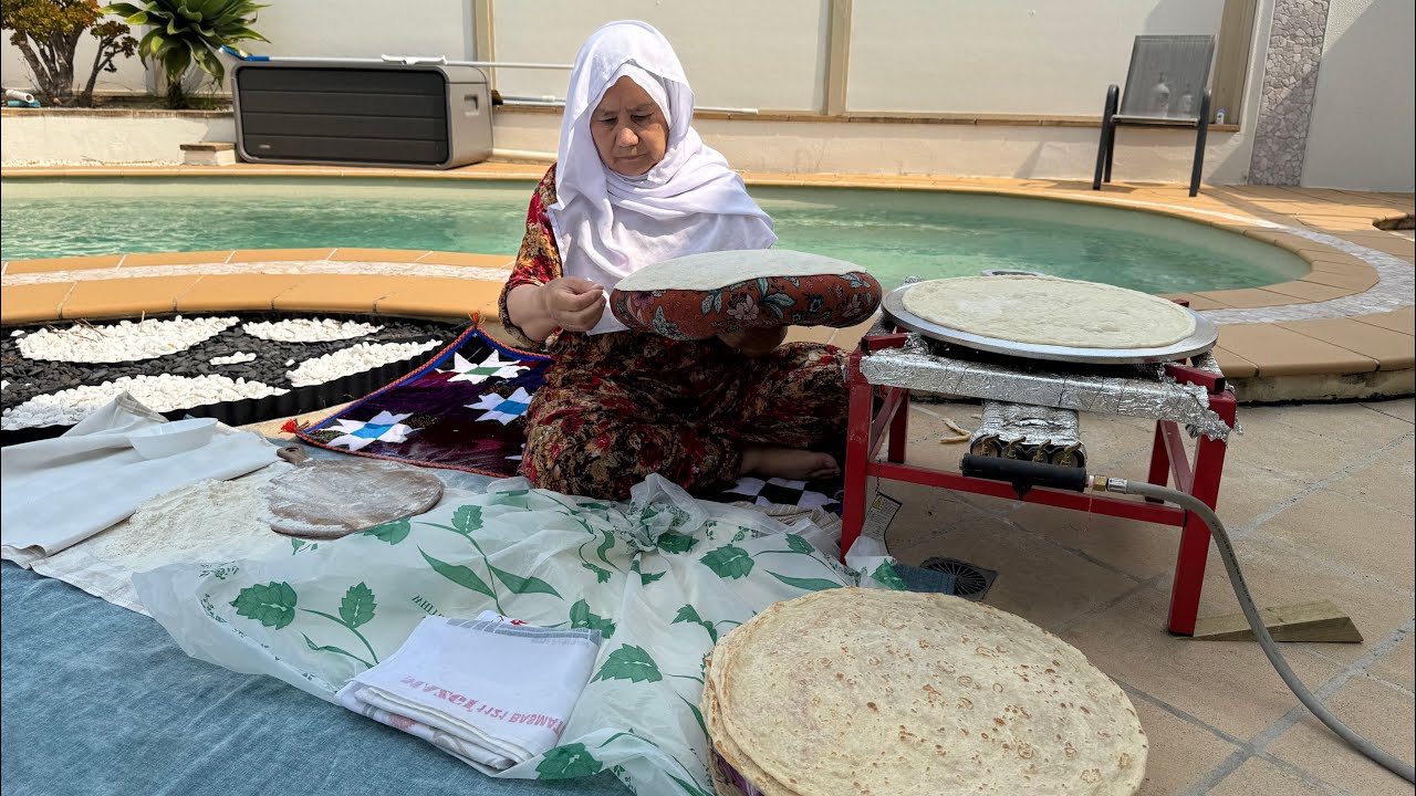 | Organic potatoe |نان لواش، نان تابه‌ای Nan Lawash خبز اللافاش