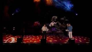 Grup Yorum - Hiç Durmadan