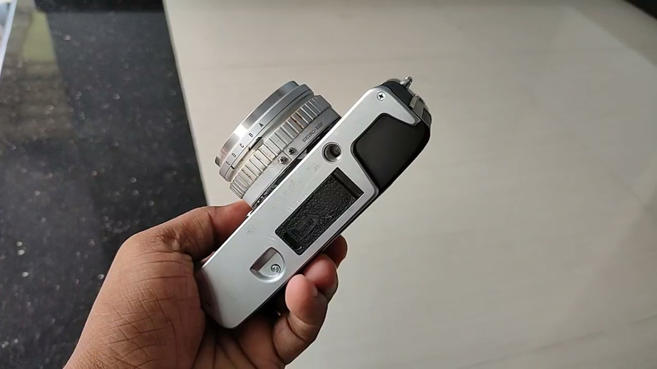 MINOLTA, HI-MATIC E, vintage camera