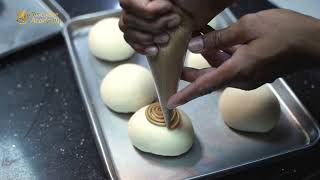 Chocolate Breads Masterclass: Discover the Art of Bread Making at Chocolate Academy! 🍞🍫✨