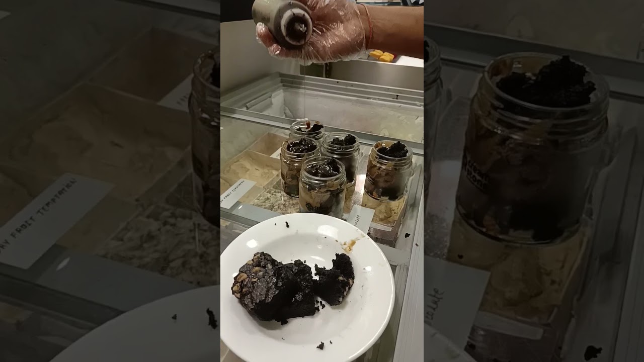 choco almond jar  #creamstoneraipur #besticecream