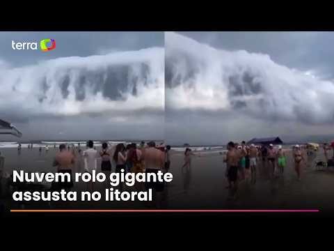 Video Nuvem rolo gigante assusta banhistas no litoral de São Paulo