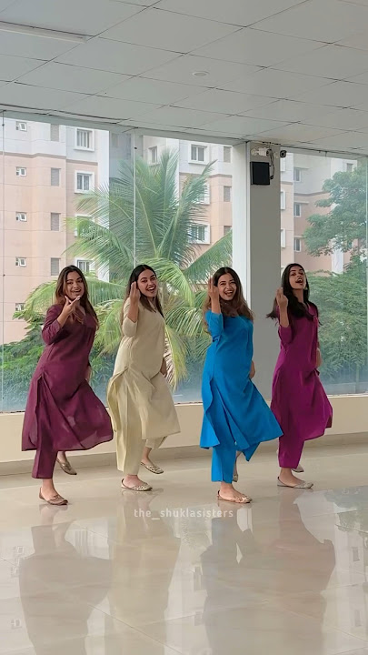 Main teri rani 👑❤️ #dhana #pahadisong #nepalisong #dance #theshuklasisters