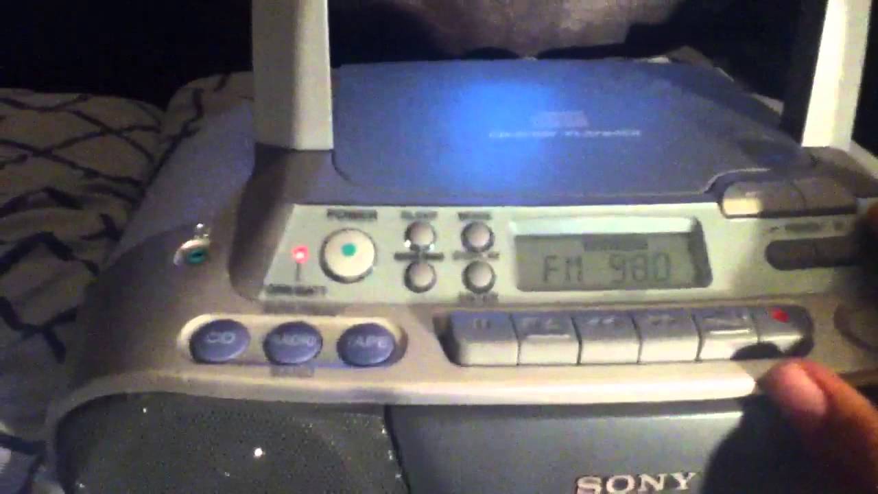 Sony CFDS01 CD Radio Cassette Recorder (Part 1) YouTube