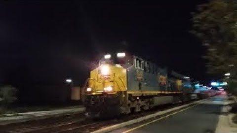 [CSXT]3348 GE ET44AH & 3238 GE ES44AH Leads Q141-27 SB W/Mr J.W Conductoring In Fay NC