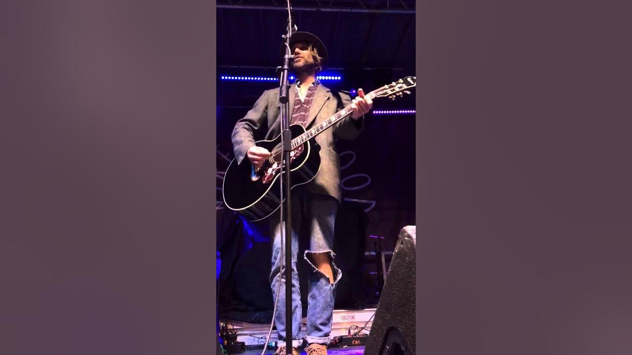 Todd Snider. Play A Train Song / Fast Train To YouTube