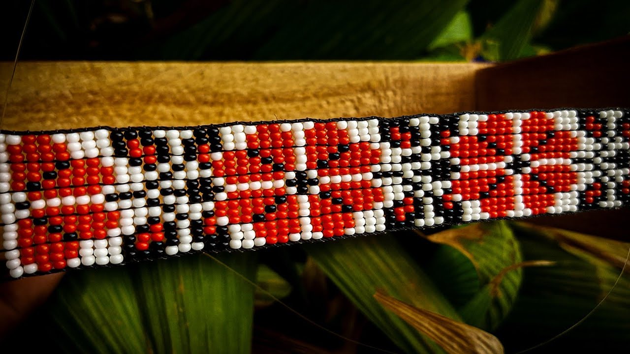 Hand Made Seed Bead Loom Flat Bracelet White Blue Pink Flower