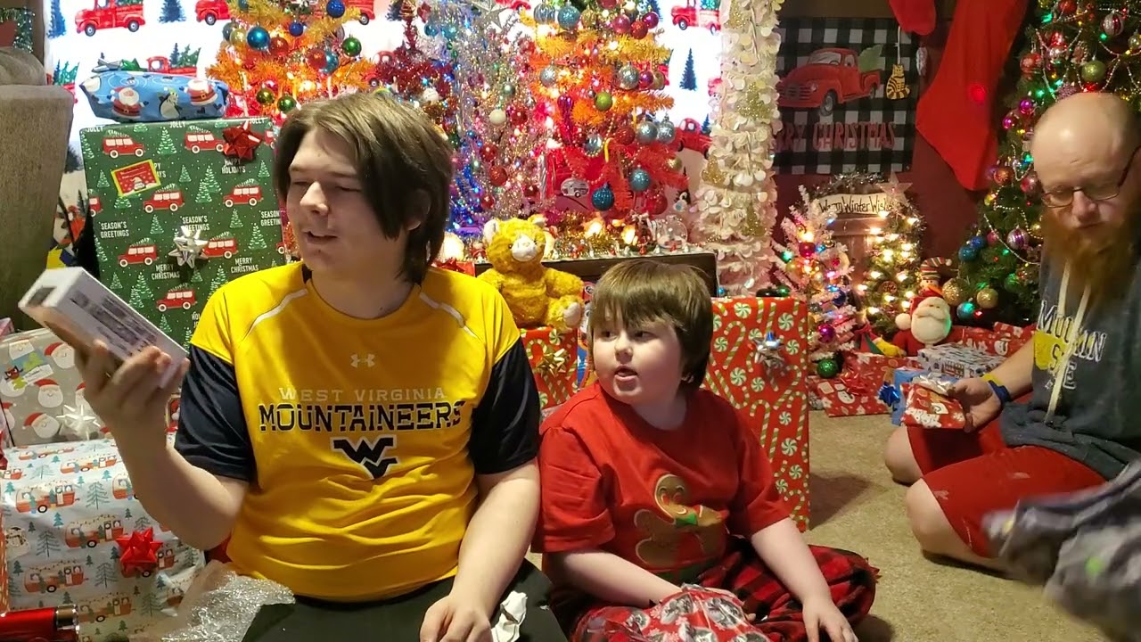 Christmas Gift Opening 2022