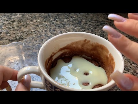 ASMR RECEITA - FAZENDO BOLO DE CANECA
