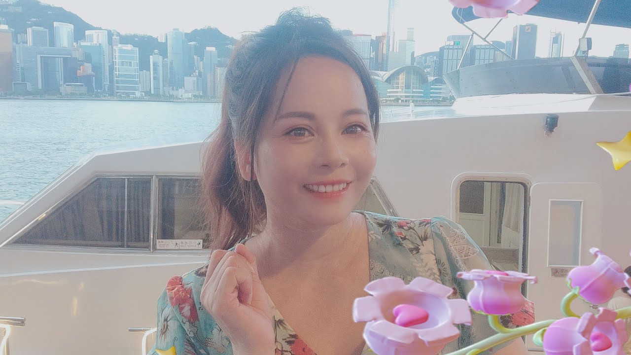 「珍珍歌唱频道」珍珍文化中心正在直播! ️ ️🌹🌹 - YouTube